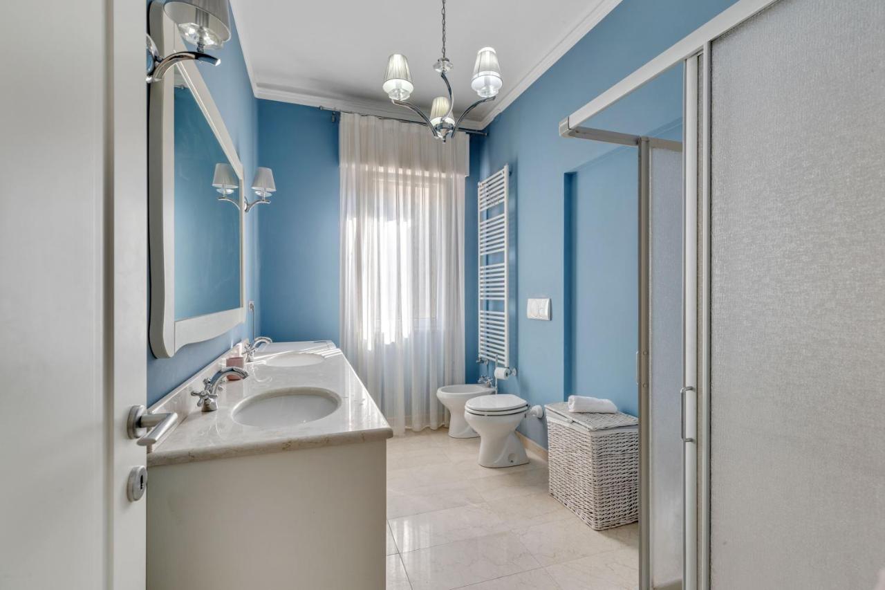 Elegant Blue