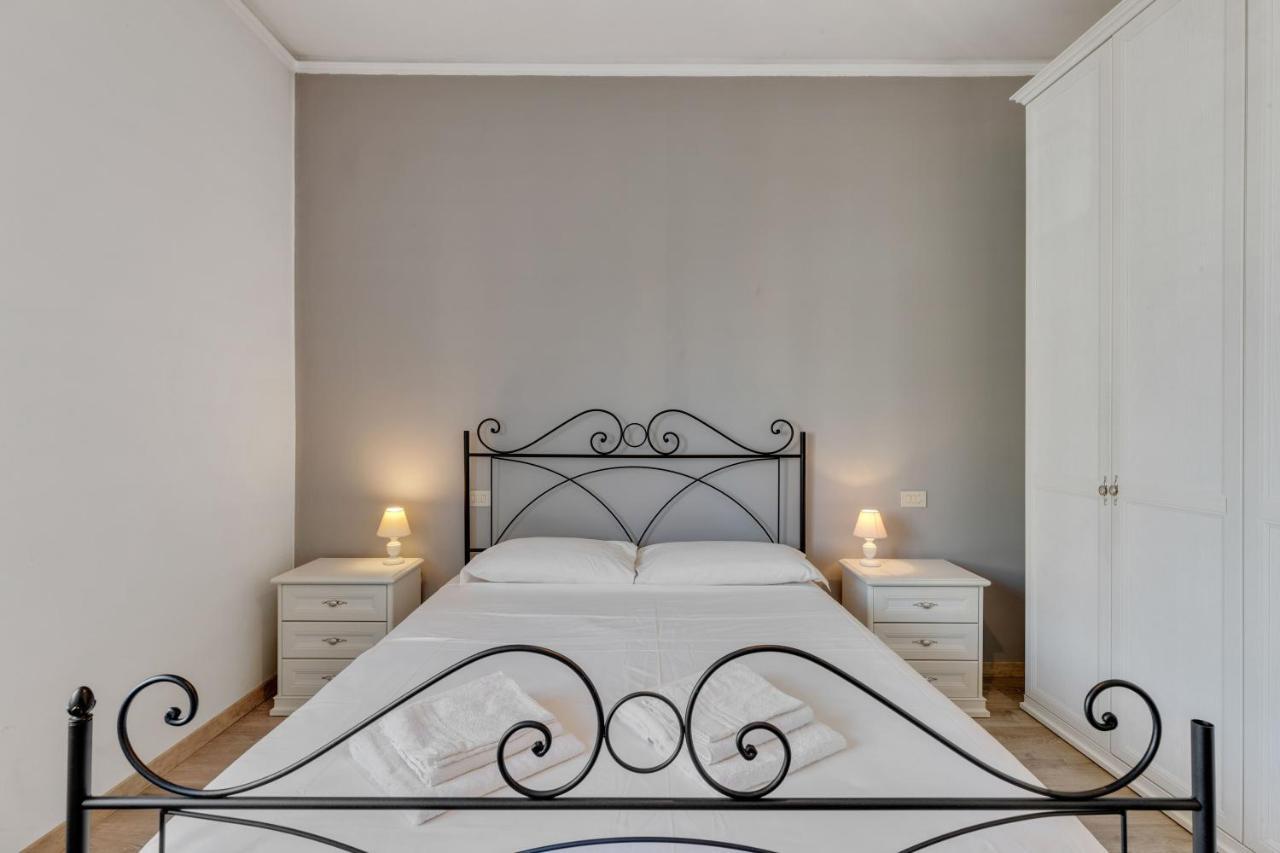 Daire Elegant Blue